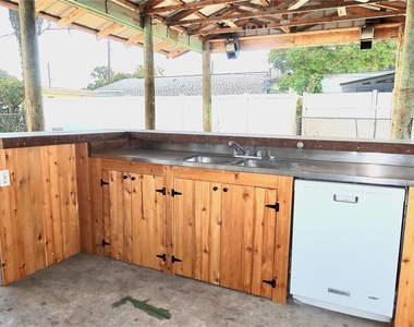 2709 Arc Drive - Photo Thumbnail 35