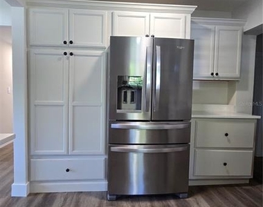 2709 Arc Drive - Photo Thumbnail 6
