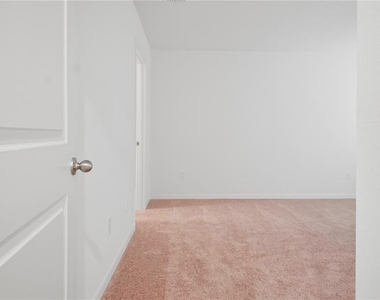 2942 Lavanda Drive - Photo Thumbnail 39