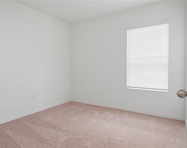 2942 Lavanda Drive - Photo Thumbnail 22
