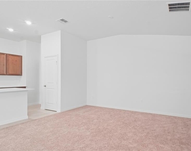 2942 Lavanda Drive - Photo Thumbnail 28