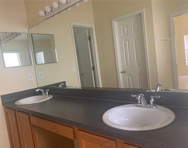 11941 Hatcher Circle - Photo Thumbnail 19