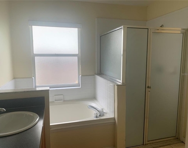 11941 Hatcher Circle - Photo Thumbnail 18