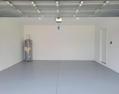 5635 Vinyasa Road - Photo Thumbnail 12