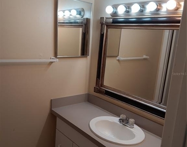 306 Cherokee Court - Photo Thumbnail 14