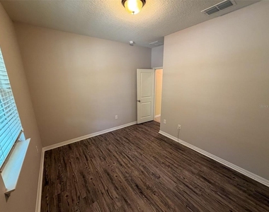 11460 Wakeworth Street - Photo Thumbnail 9