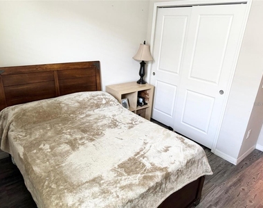 11460 Wakeworth Street - Photo Thumbnail 9