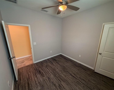 11460 Wakeworth Street - Photo Thumbnail 12