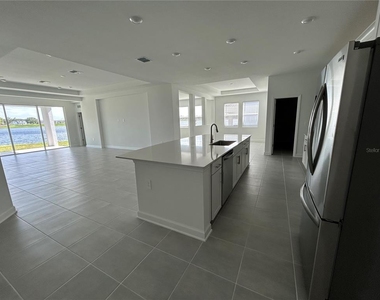 3008 Ella Way - Photo Thumbnail 6