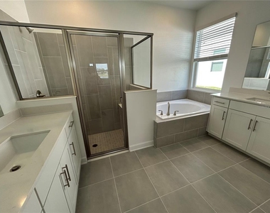 3008 Ella Way - Photo Thumbnail 16