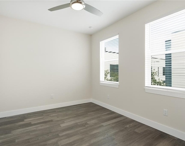 4910 W Mcelroy Avenue - Photo Thumbnail 41