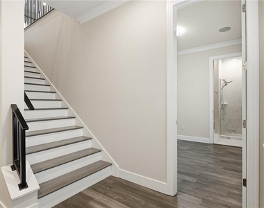 4910 W Mcelroy Avenue - Photo Thumbnail 13