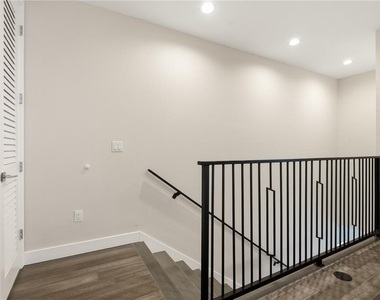 4910 W Mcelroy Avenue - Photo Thumbnail 33