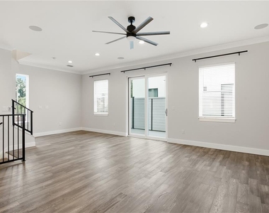 4910 W Mcelroy Avenue - Photo Thumbnail 23