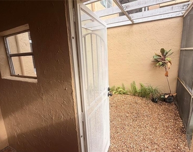406 Nw 68th Avenue - Photo Thumbnail 14