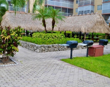 406 Nw 68th Avenue - Photo Thumbnail 15