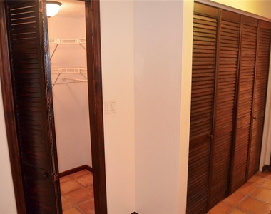 406 Nw 68th Avenue - Photo Thumbnail 8