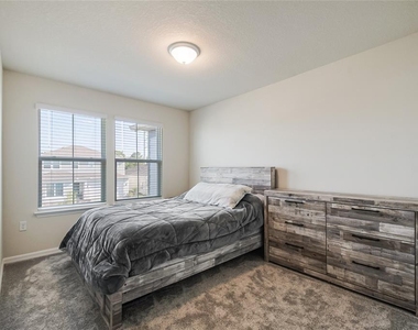 6938 Reverie Park Avenue - Photo Thumbnail 22