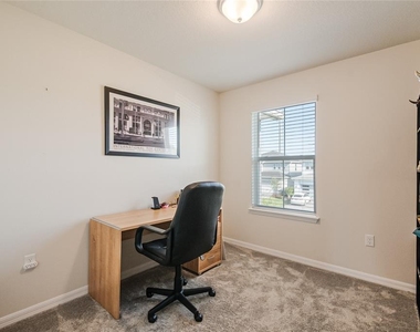 6938 Reverie Park Avenue - Photo Thumbnail 24