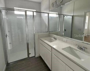 4350 Davos Drive - Photo Thumbnail 4