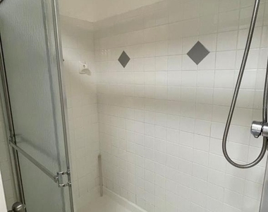 827 Camargo Way - Photo Thumbnail 12