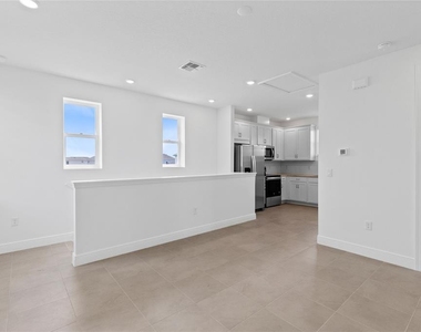 9711 Undset Alley - Photo Thumbnail 2