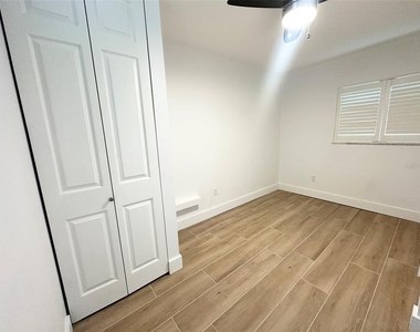 400 Larboard Way - Photo Thumbnail 14