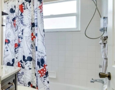 2592 Chatham Circle - Photo Thumbnail 14