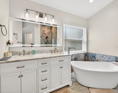 5477 Glen Oak Place - Photo Thumbnail 56