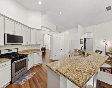 5477 Glen Oak Place - Photo Thumbnail 5