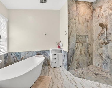 5477 Glen Oak Place - Photo Thumbnail 57