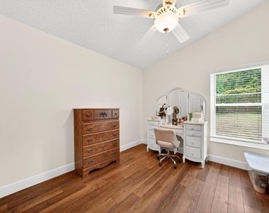 5477 Glen Oak Place - Photo Thumbnail 35