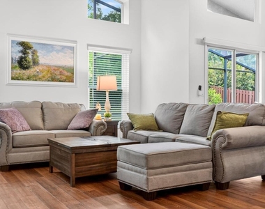 5477 Glen Oak Place - Photo Thumbnail 8