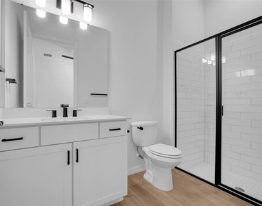 10393 Park Estates Avenue - Photo Thumbnail 29