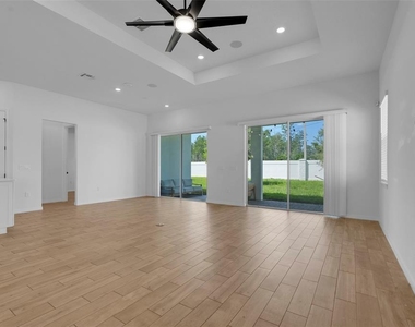 10393 Park Estates Avenue - Photo Thumbnail 14