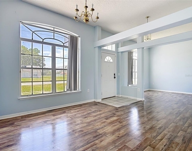 1001 Eiffel Lane - Photo Thumbnail 4
