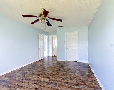 1001 Eiffel Lane - Photo Thumbnail 19