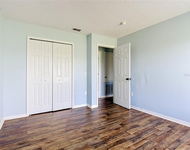 1001 Eiffel Lane - Photo Thumbnail 23