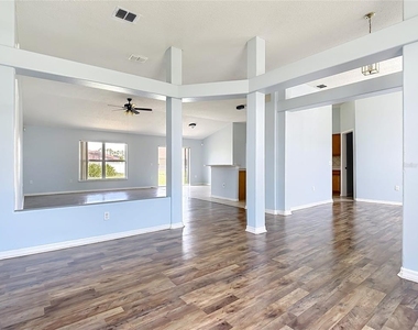 1001 Eiffel Lane - Photo Thumbnail 9