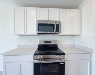 2362 Mckinley Drive - Photo Thumbnail 6