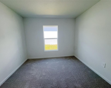 2362 Mckinley Drive - Photo Thumbnail 14