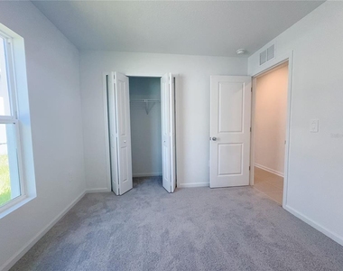 2362 Mckinley Drive - Photo Thumbnail 16