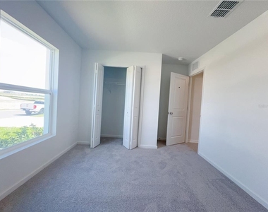 2362 Mckinley Drive - Photo Thumbnail 22