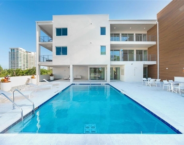 1338 4th Street - Photo Thumbnail 2