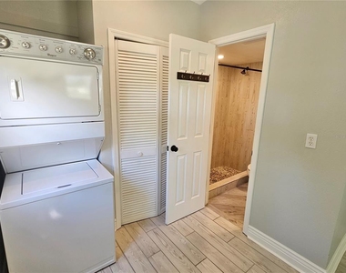 5042 Linda Street - Photo Thumbnail 19