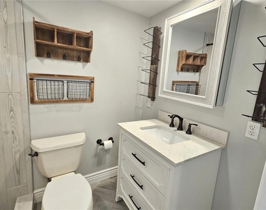 5042 Linda Street - Photo Thumbnail 21