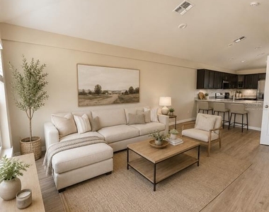 10193 Burlington Avenue - Photo Thumbnail 2