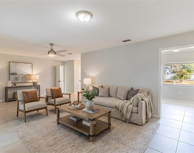 124 Shelley Drive - Photo Thumbnail 6