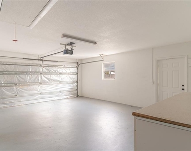 124 Shelley Drive - Photo Thumbnail 13