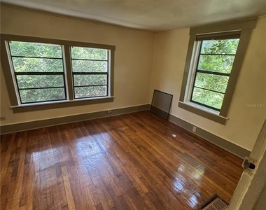 4025 Sw 20th Drive - Photo Thumbnail 11